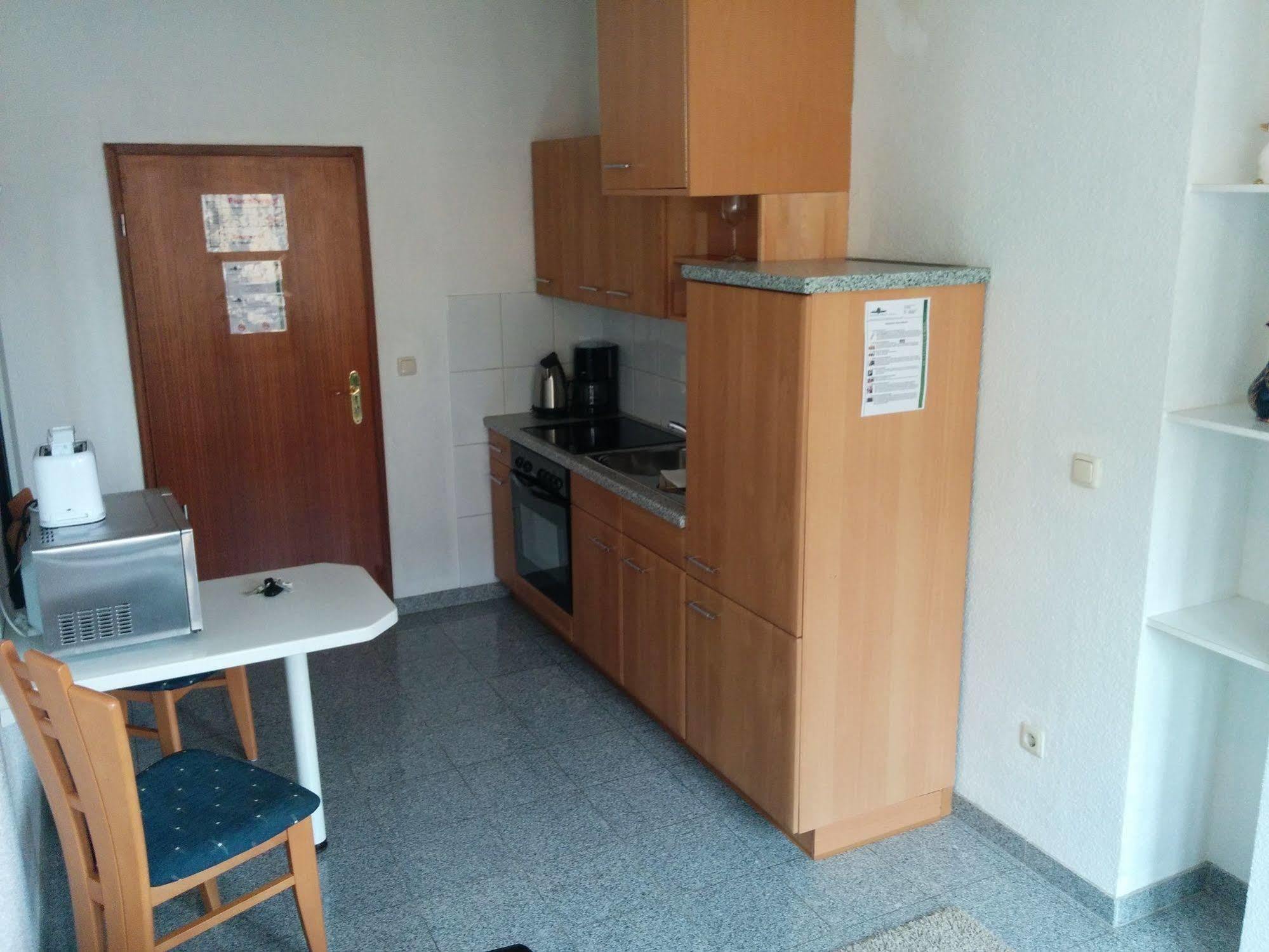 Boardinghouse - Stadtvilla Budget シュヴァインフルト エクステリア 写真